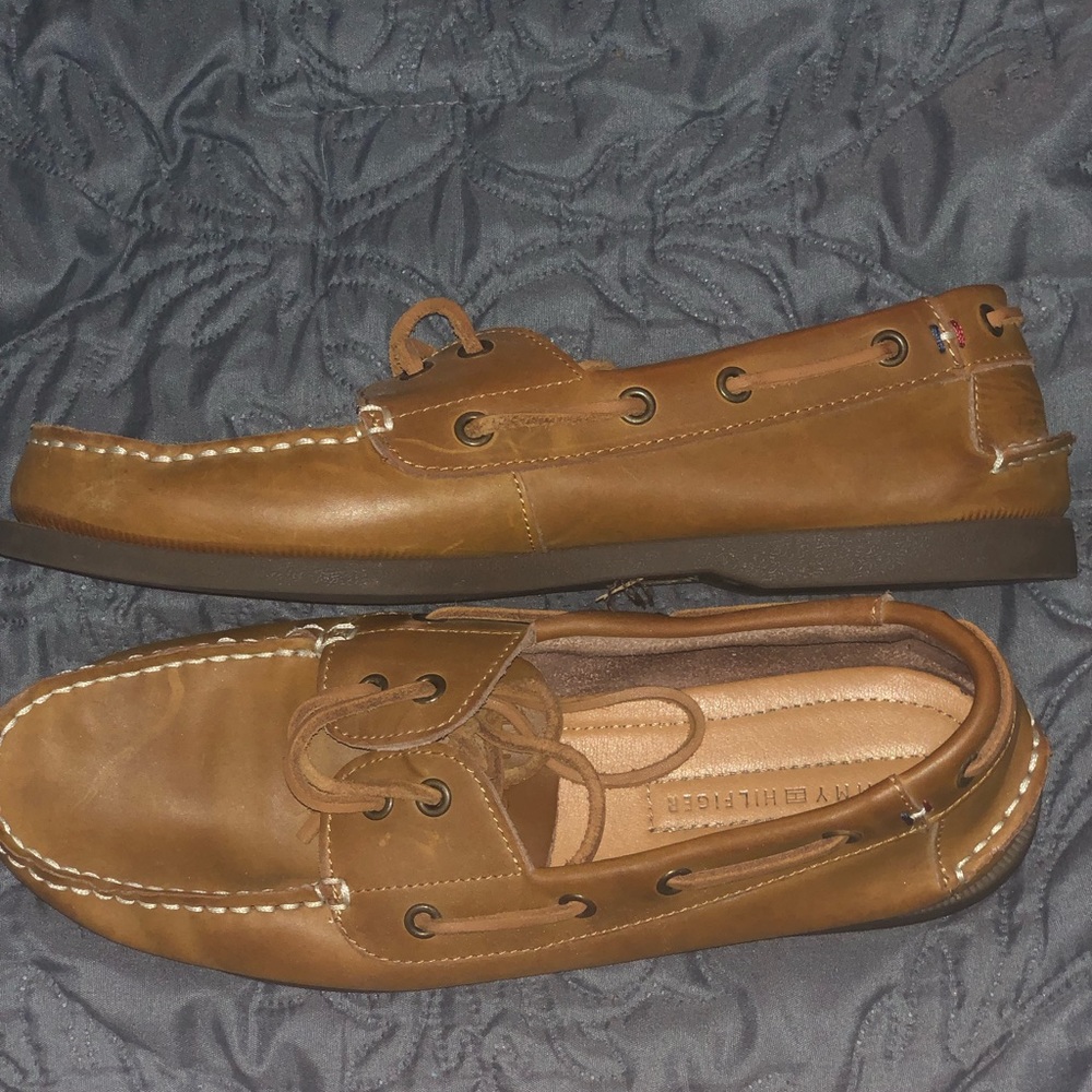 Tommy Hilfigure men’s boating loafers